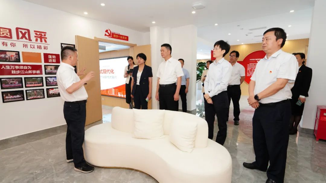 福建省人民当局国有资产监督治理委员会建兴高一行光临游艇会206yth党５鞑榈餮