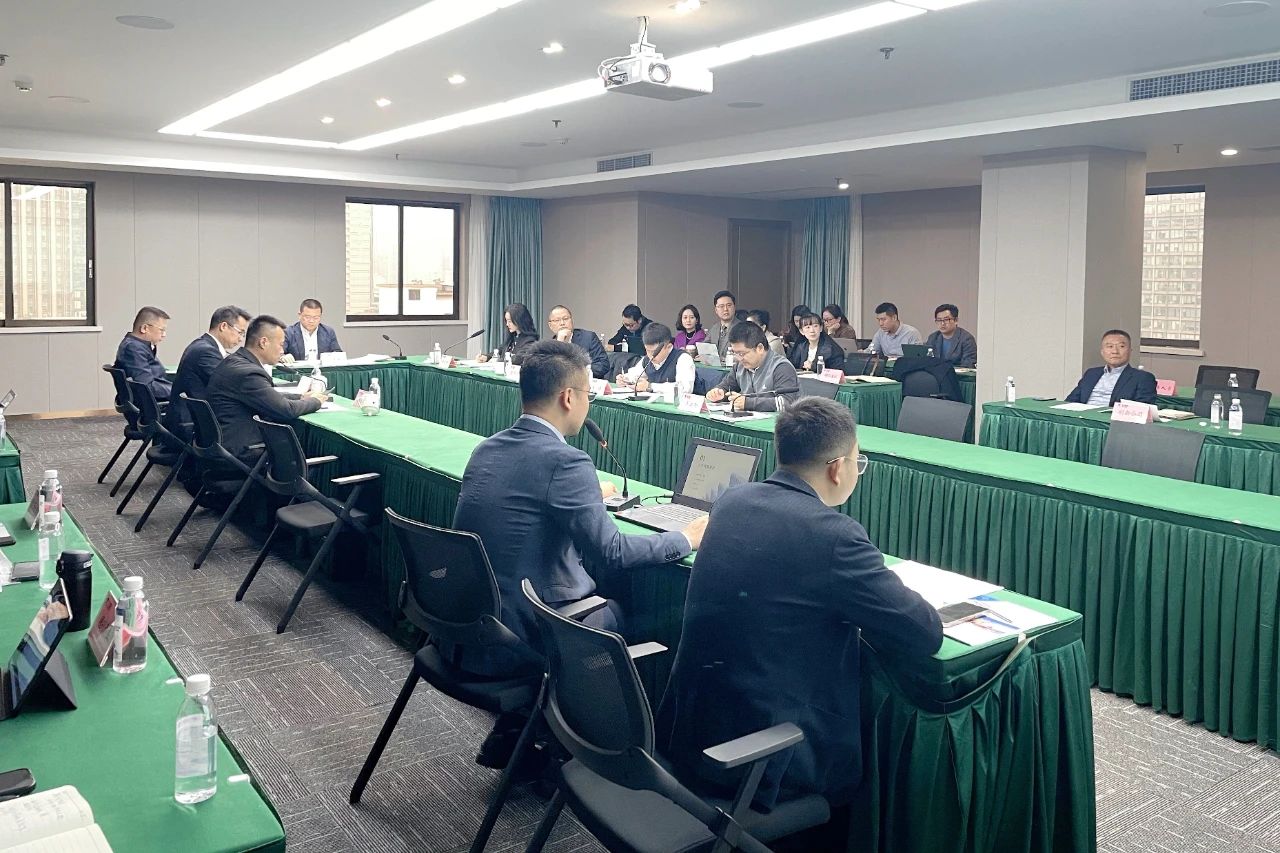 省游艇会206yth集团召开终年司法照拂年度工作总结会