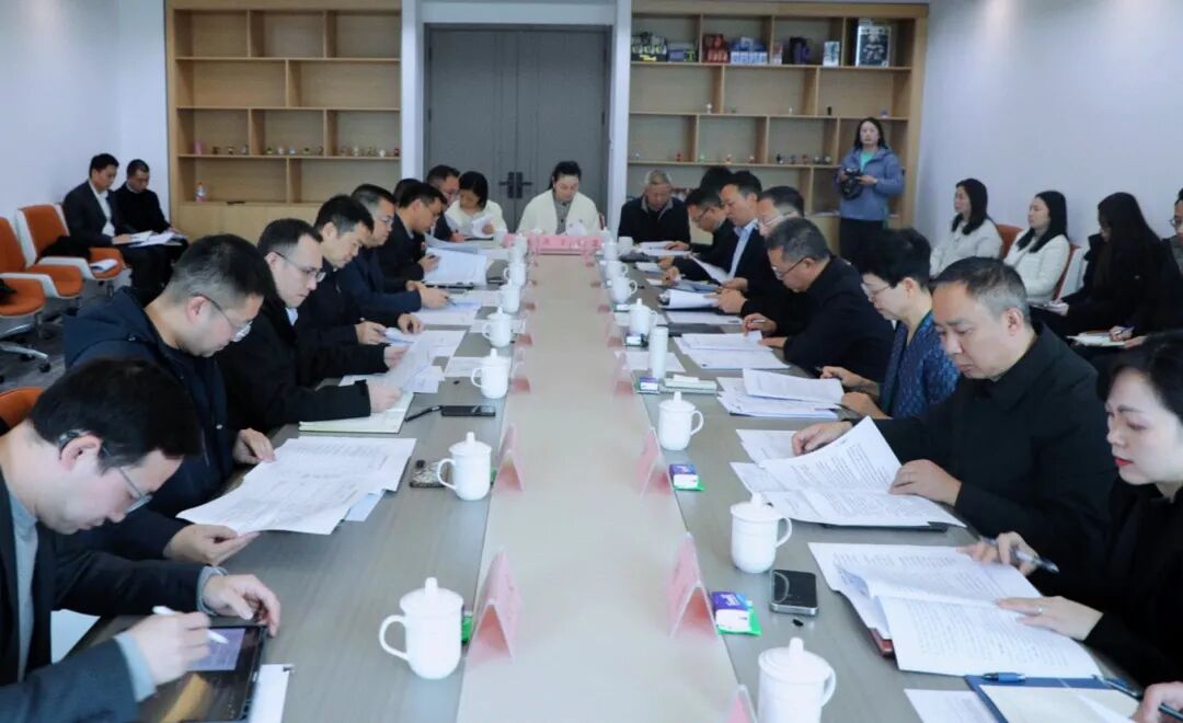 省游艇会206yth集团与成华区召开工作对接会