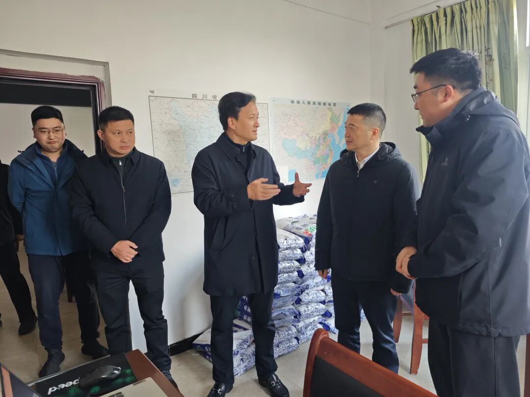 ae454154-4b84-4d6c-a608-b912f9b0b64f